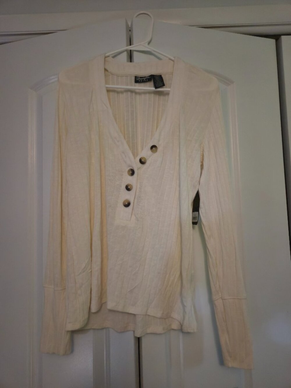 Wrangler Retro Ribbed Henley Top (Large, NWT)